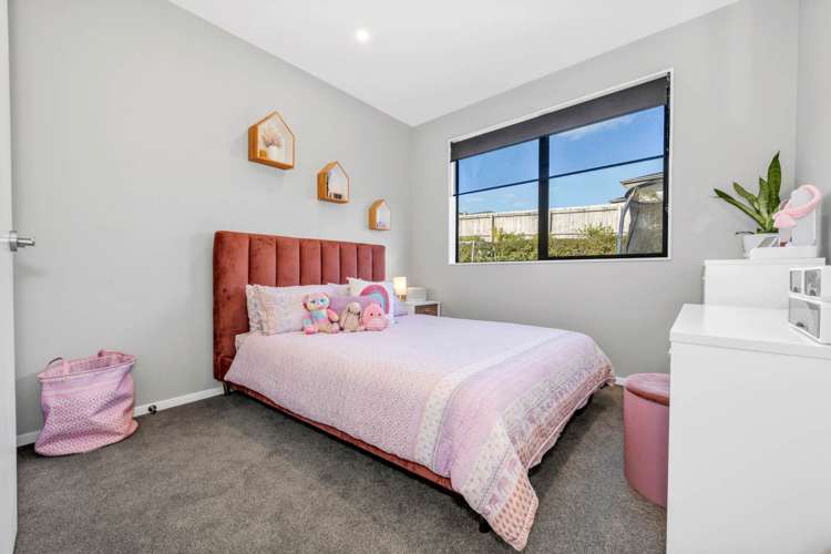 18 Keshvara Road Beachlands_13