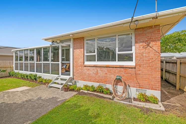 1/179 Centreway Road Orewa_21