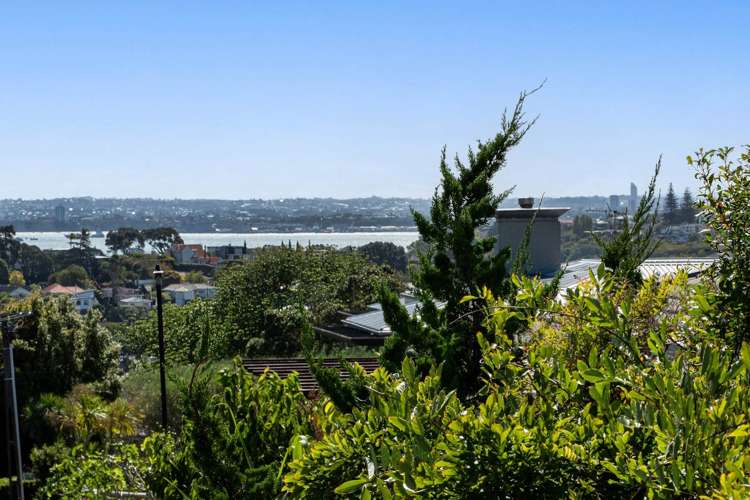 5 Waiatarua Road Remuera_24