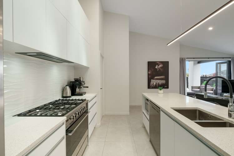 3 Royal Crescent Papamoa_6