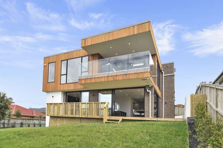 11 Kawai Rise Te Atatu Peninsula_0