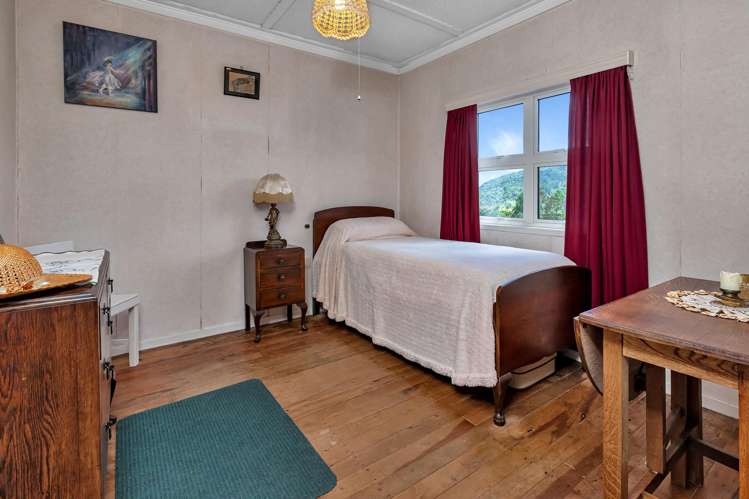 37 Valley View Road Otaika_7