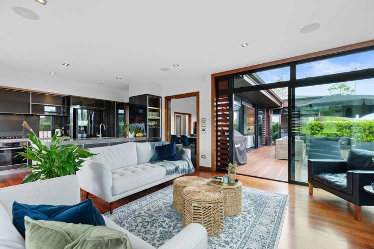 2 Caldera Close Pyes Pa_21