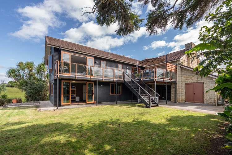 1 Lorenzen Bay Road Raglan_35