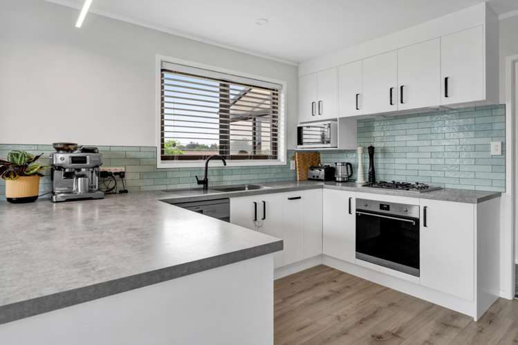 17 Caledonia Place Highlands Park_1