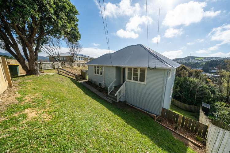 35 Gloucester Street Cannons Creek_9