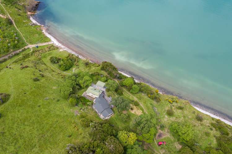 6528 Christchurch Akaroa Road Takamatua_7