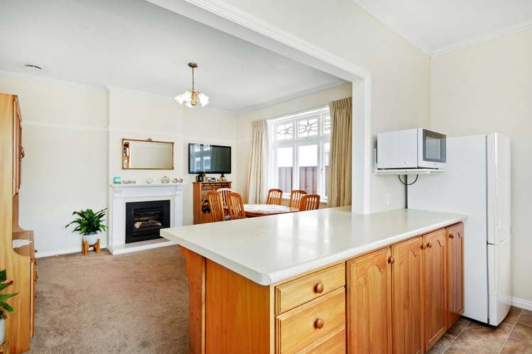 34 Beaumont Avenue Alicetown_14