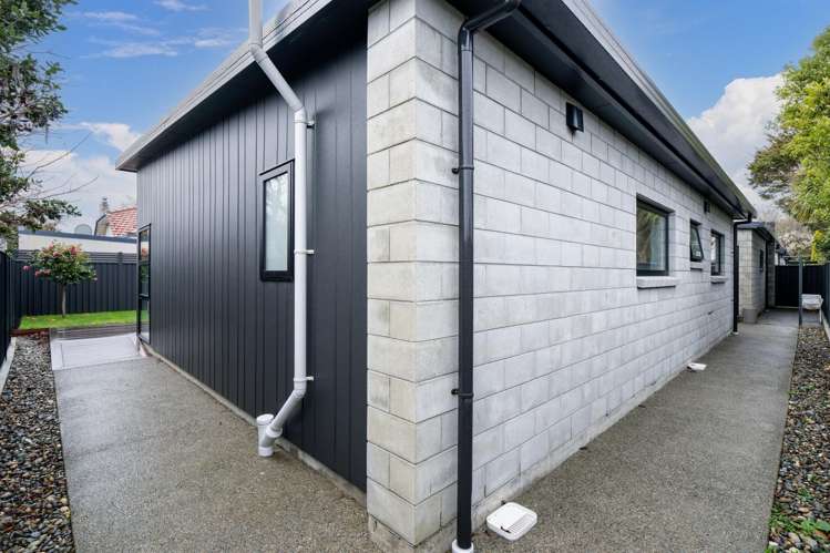 375 Herbert Street Windsor_21