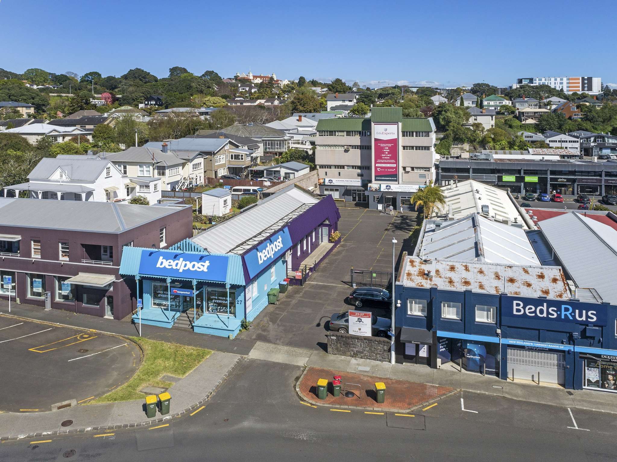 Buyers awaken to Newmarket bed store site