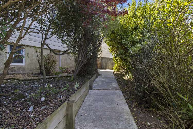 77 Andrew Street Marchwiel_21