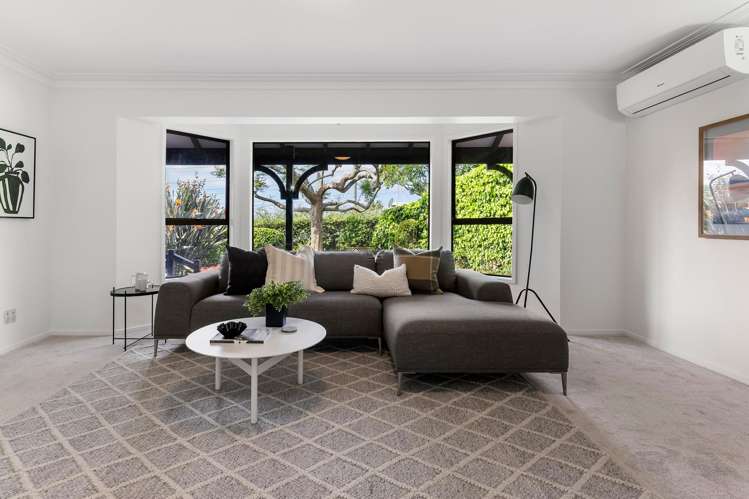 1/877 Beach Road Waiake_2