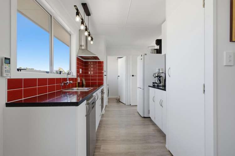 53 Westwood Street Bellevue_8