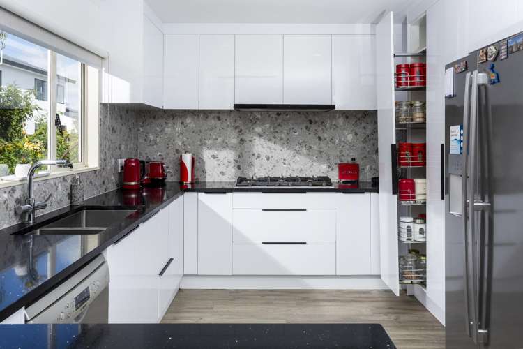 21 Crimson Park Oteha_7