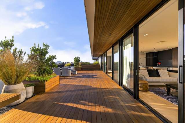 Luxury Lock-and-Leave with Views to Match