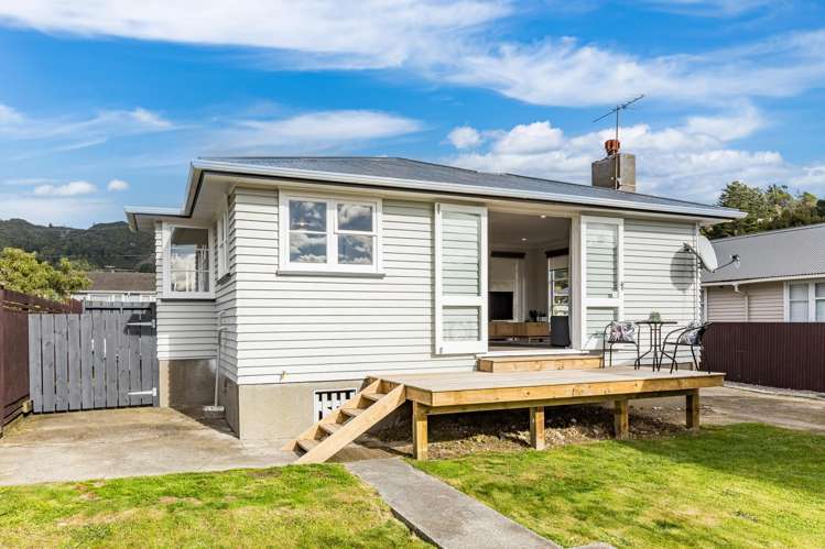 383 George Street Stokes Valley_15