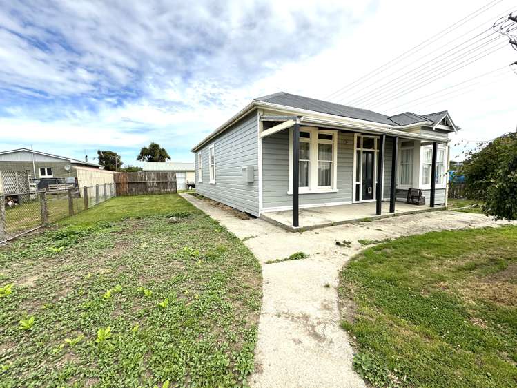 64 James Street Balclutha_2