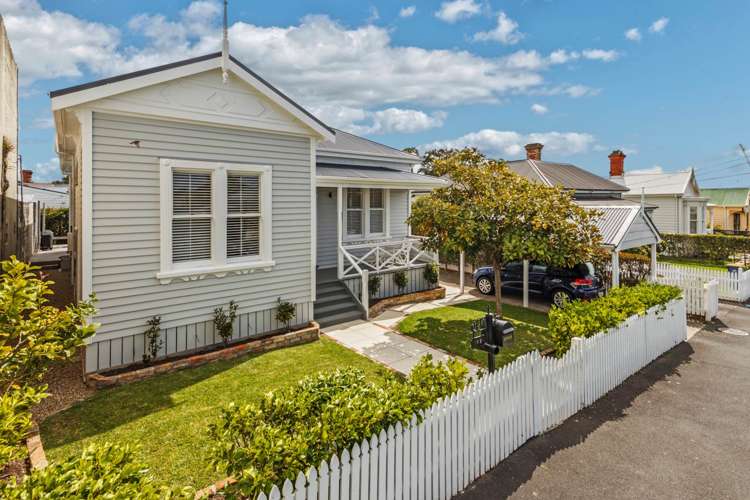 199 Victoria Road Devonport_14