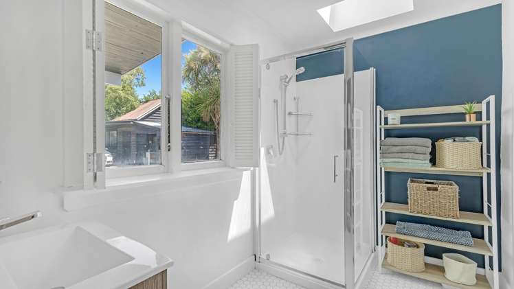 83 Main Street Oxford_16