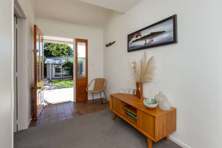 29 Tui Road Raumati Beach_3