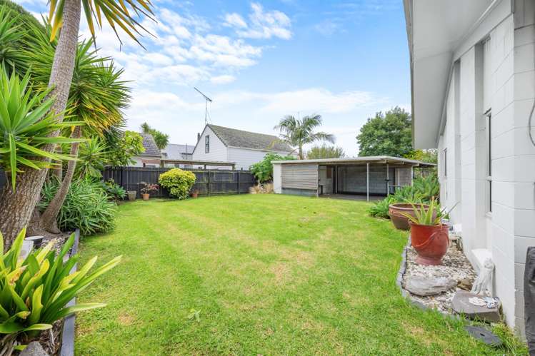 2/52 Merton Road St Johns_9