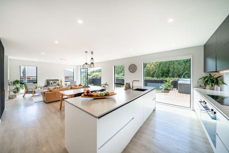 15 Weatherdeck Close Whitby_17