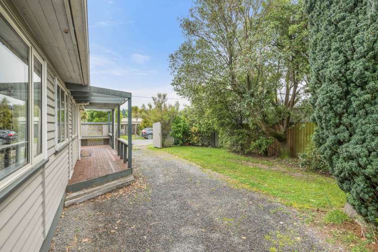 165 Kings Road Leithfield_15