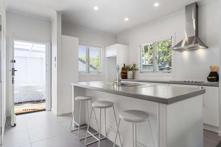 199 Point Chevalier Road Point Chevalier_10