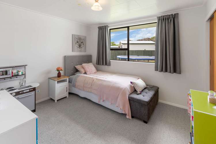 8 Mansell Crescent Bulls_13