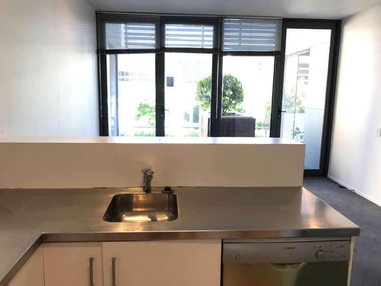 90 Fisher-Point Drive Auckland Central_5