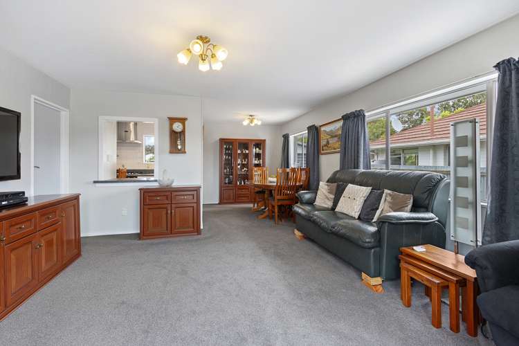 2/12 Kawau Crescent Bromley_4