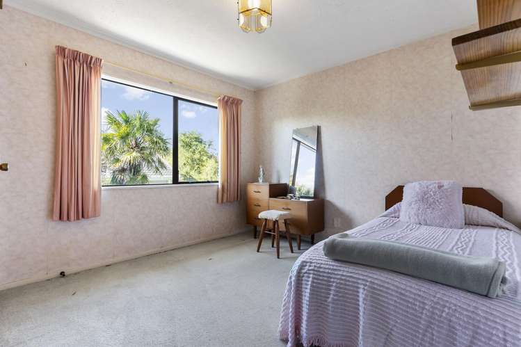 100 Manhattan Heights Glendene_18