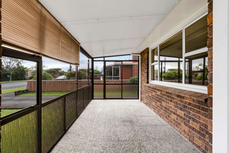 38 Cowling Road Hurdon_19