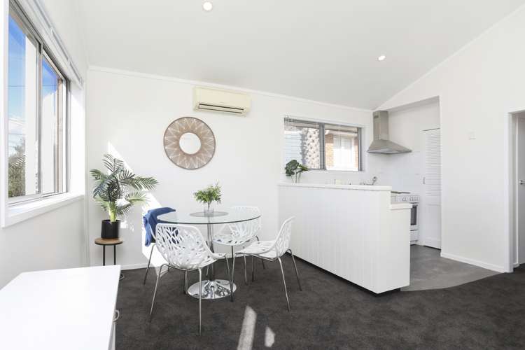 1/231 Queens Road Panmure_5