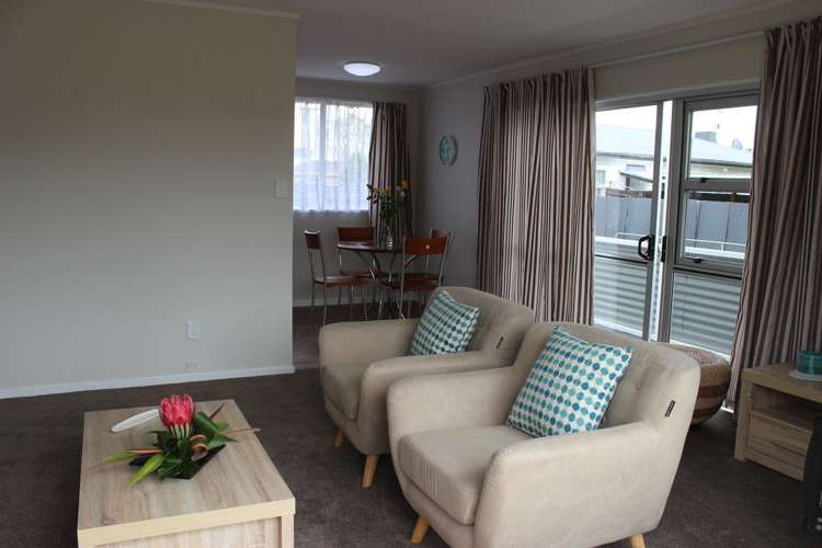 2/48 Rollerson Street Papakura_10