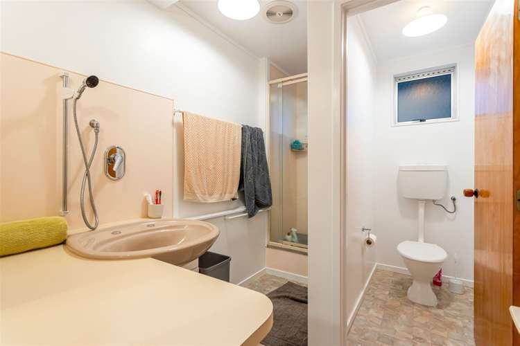 8 Sari Place Massey_17