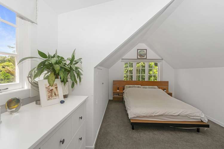 74 Scenic Drive Titirangi_10