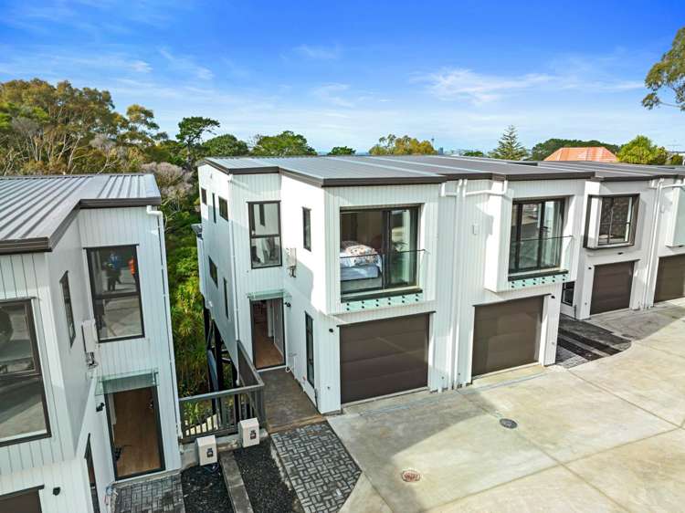 3/10b Huka Road Birkenhead_15