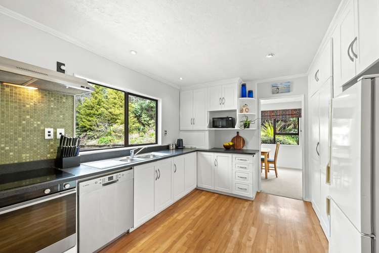 70 Kaitoke Loop Road Upper Hutt_5