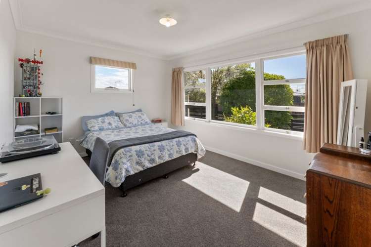 2 Chisnall Street Stoke_13
