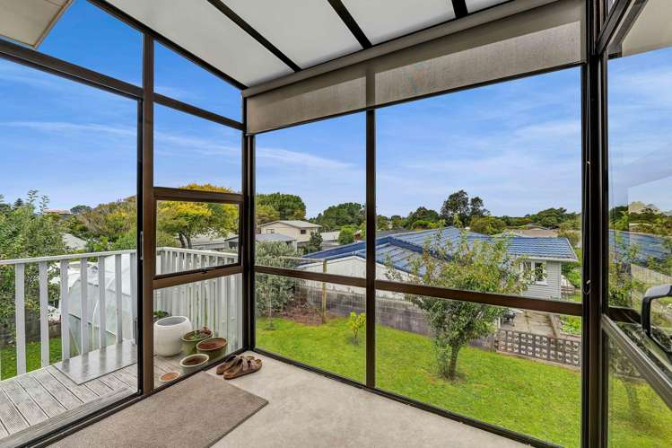 15B Mayfair Place Westown_16