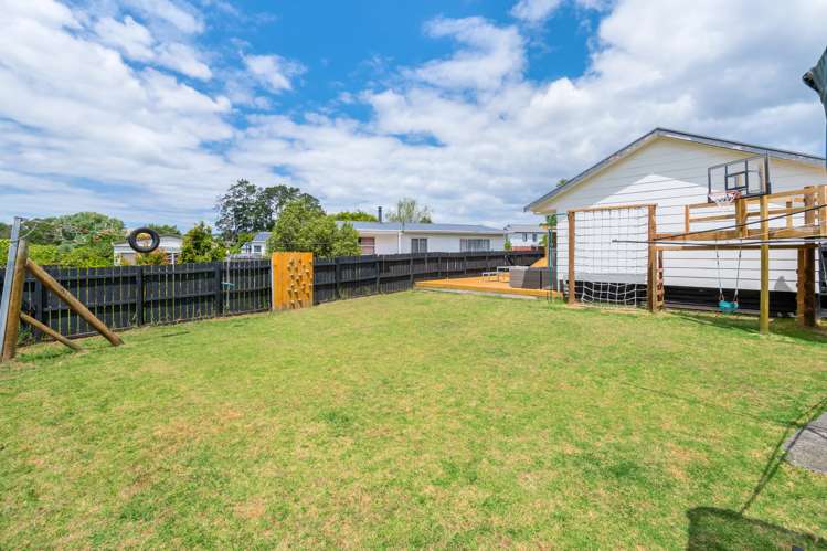 12 Taranui Place Henderson_21