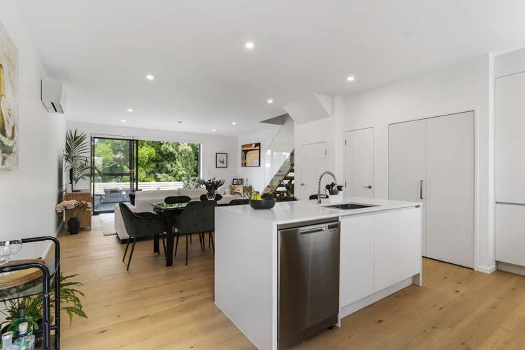 2/78 Orakei Road Remuera_7