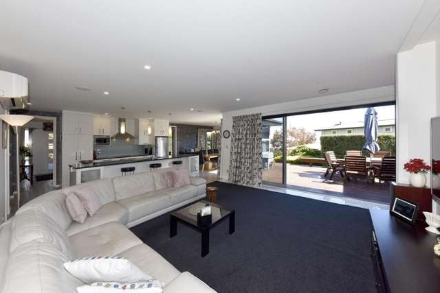 9 Kenmure Drive Huntsbury_1