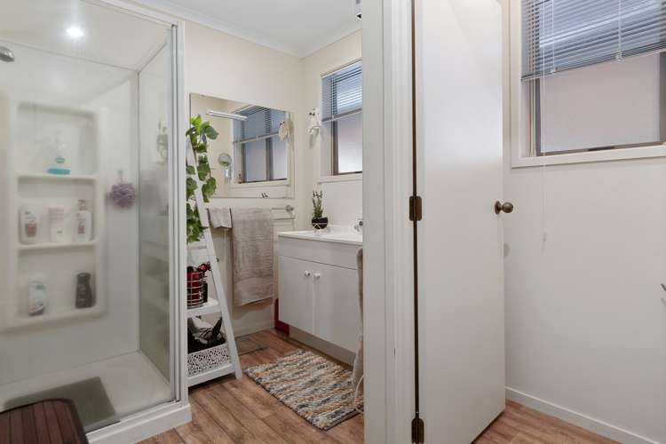 24 Gleneagles Drive Aongatete_15