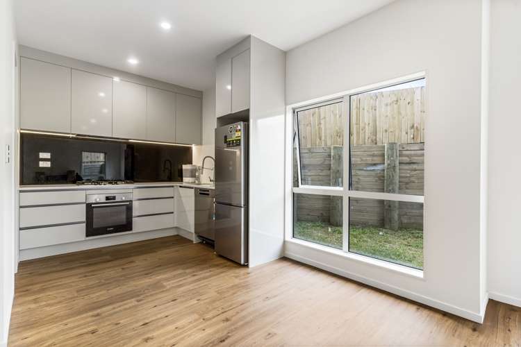 1/101 Matakohe Road Westgate Waitakere City Houses for Sale One