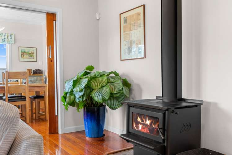 13 View Street Maungaturoto_15