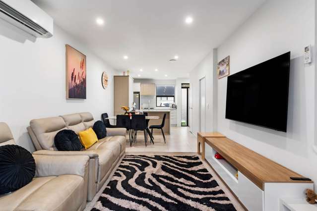 16 Rorida Lane Flat Bush_2