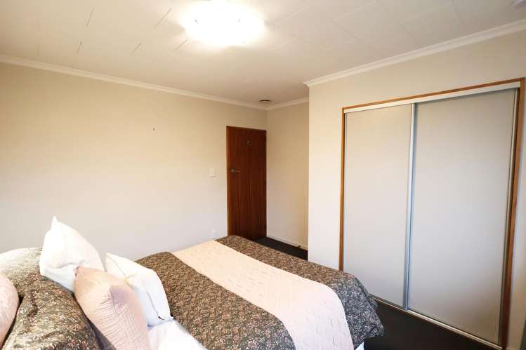 60 Waihopai Street Rosedale_21