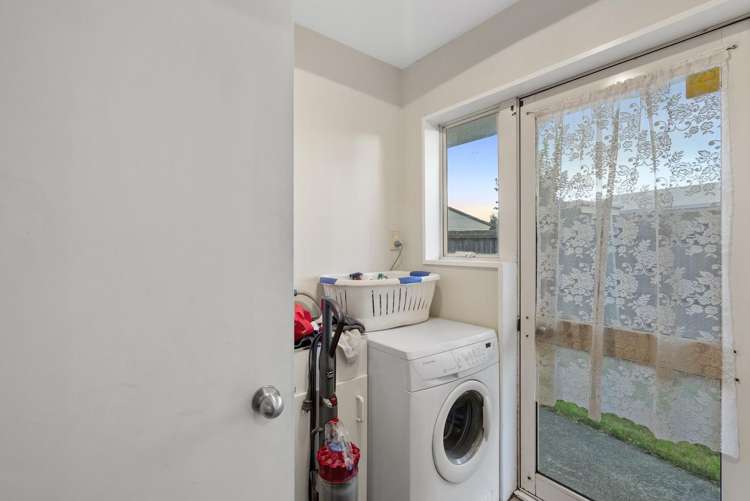 52 Bromley Road Bromley_10